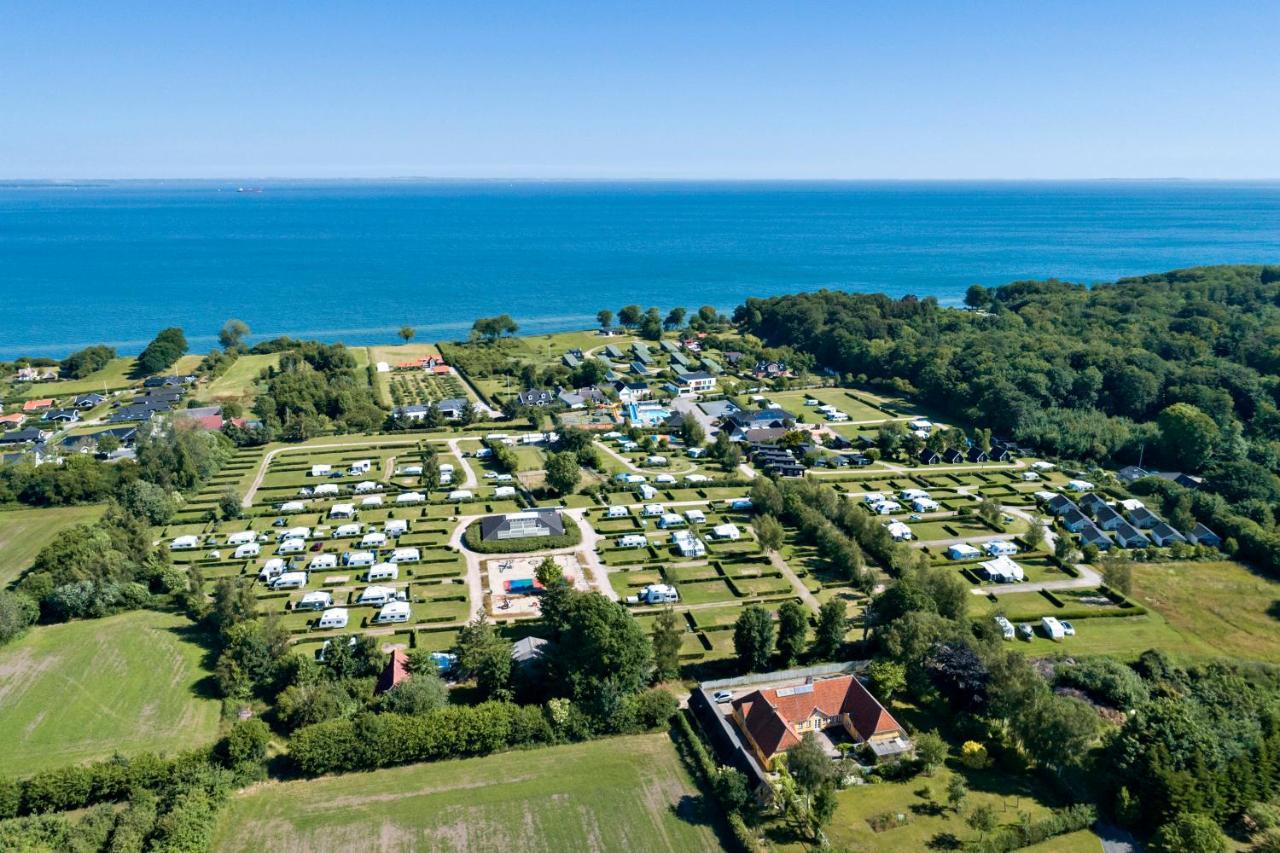 First Camp Skovlund Camping & Cottages Båring Exterior foto