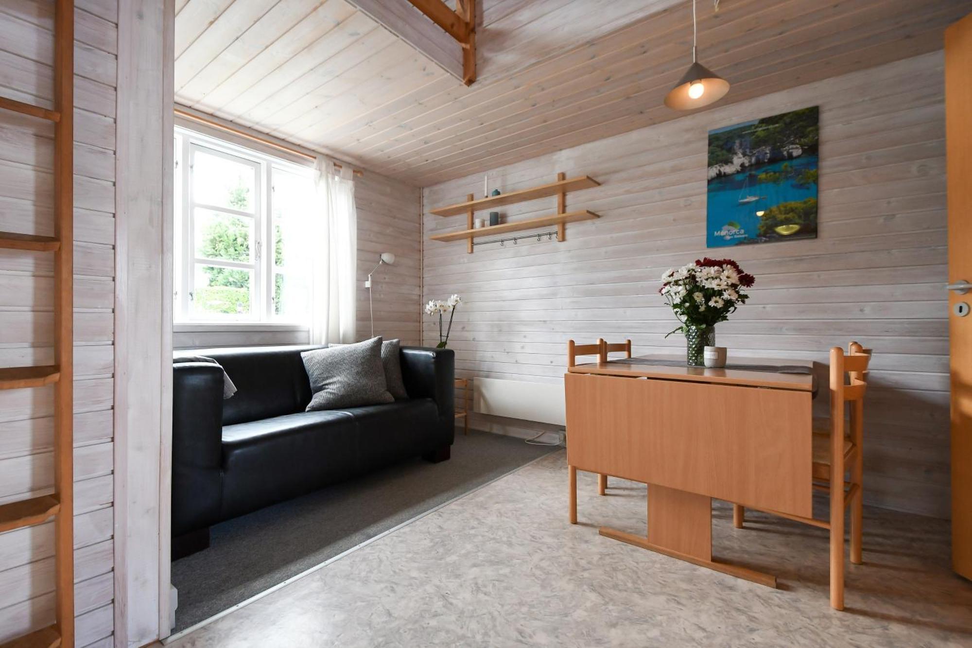First Camp Skovlund Camping & Cottages Båring Zimmer foto