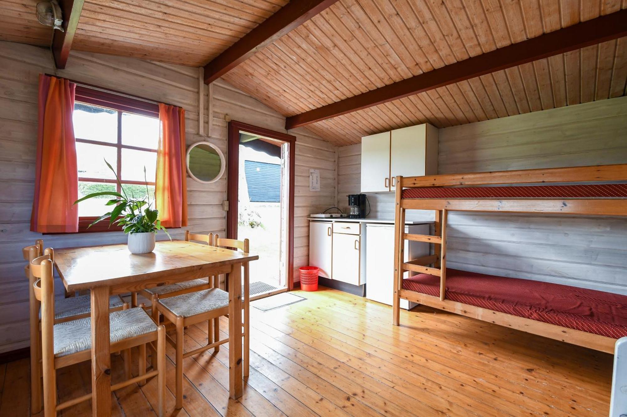 First Camp Skovlund Camping & Cottages Båring Zimmer foto